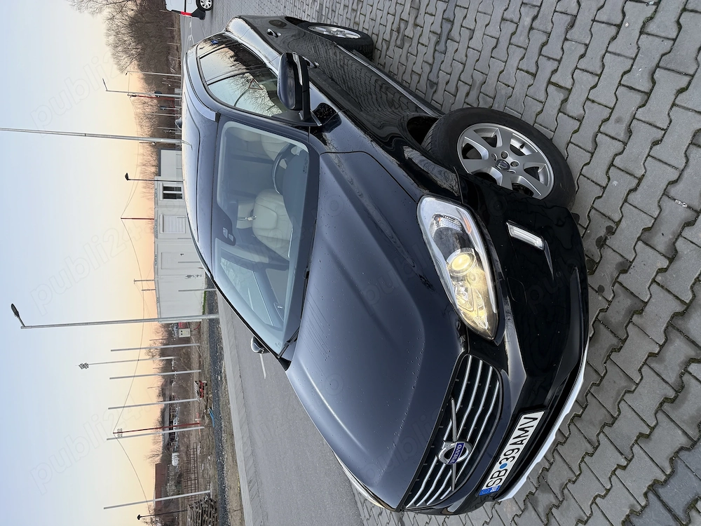 Volvo XC60 - D5 - 215 CP- AWD - Automat
