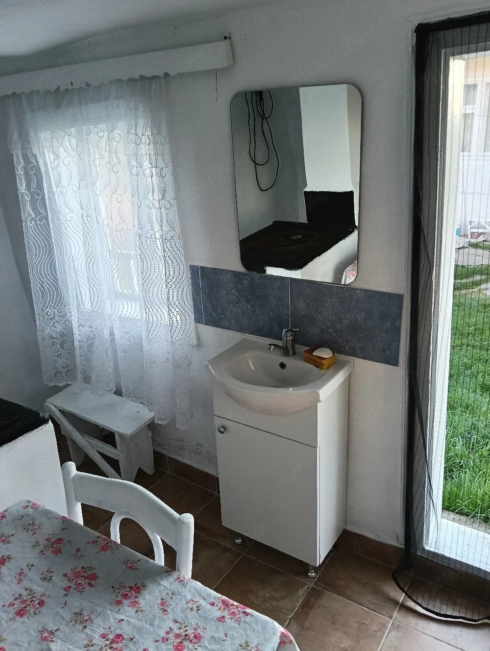 închiriez căsuța de vacanță 