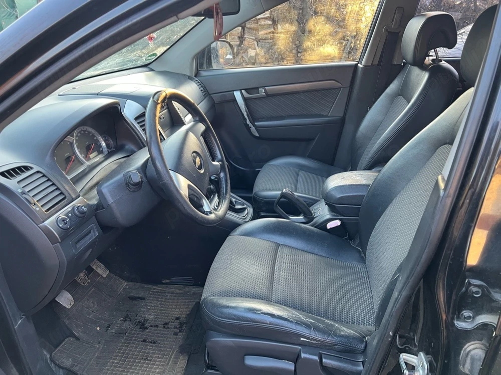 vand chevrolet captiva 