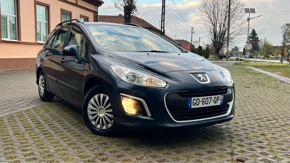 Peugeout 308 1.4 benzina 2013