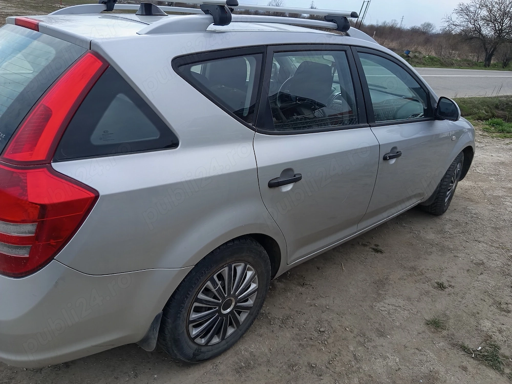 Vând KIA ceed 1,5 crdi 2008
