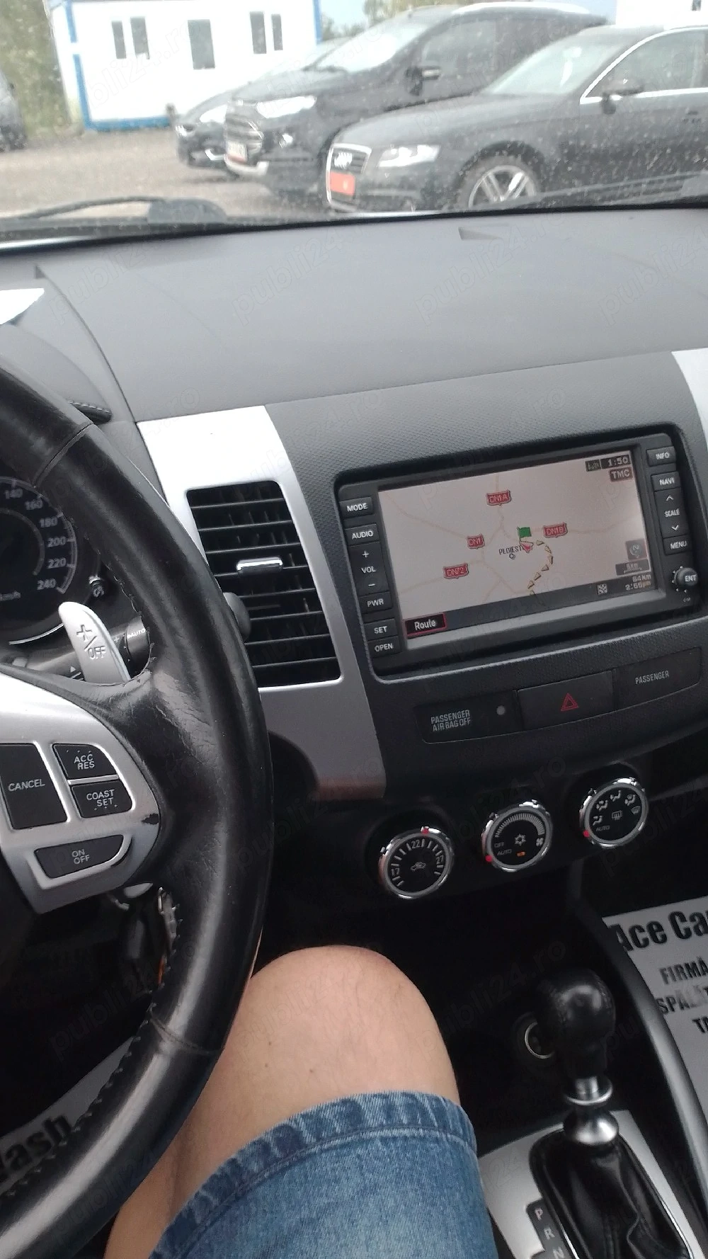 Vind Citroen C crosser  2,2 HDI