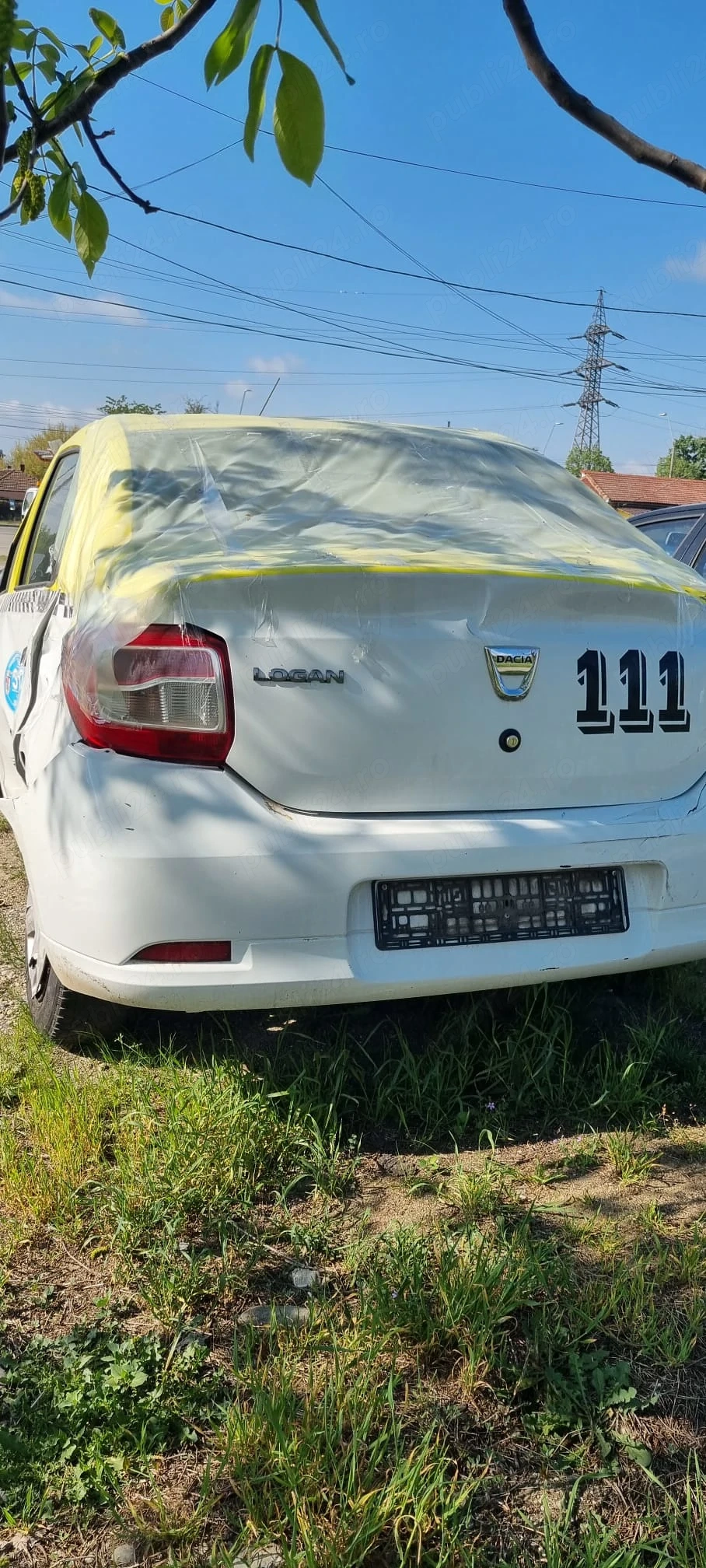 Vand Dacia Logan Avariat