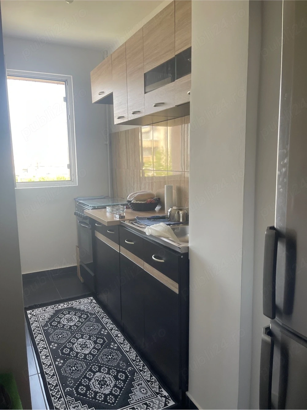 Inchiriez apartament