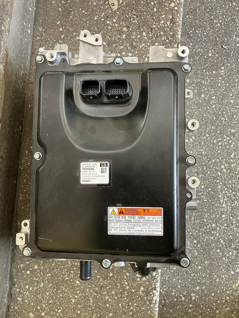 Invertor pentru Toyota - este in stare noua acest invertor. Cod piesa G9200-02120. Toyota Corolla E2