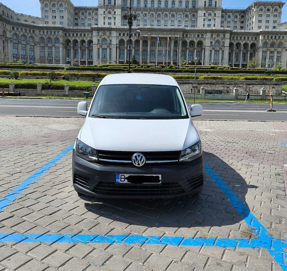 Volkswagen Caddy 1.6 TDI Facelift 2016 - Senzori Parcare - Bluetooth