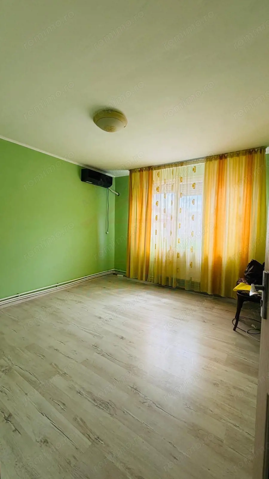 De vanzare Apartament 3 cam dec. in Galati, Micro 20, etaj 7,  65 mp