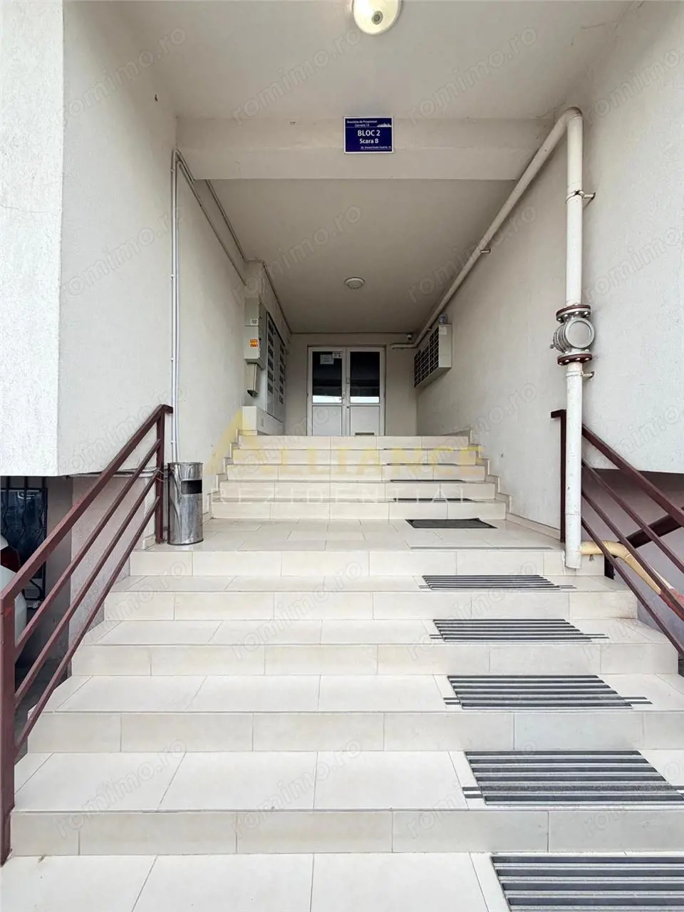 Apartament 2 camere - Demisol - Mobilat si utilat