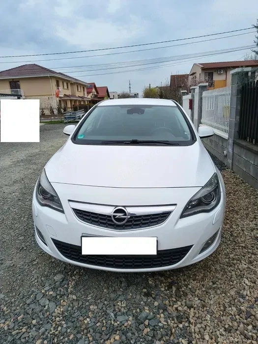 Opel Astra Vând Opel Astra J 1.6 Turbo Sport   180 CP