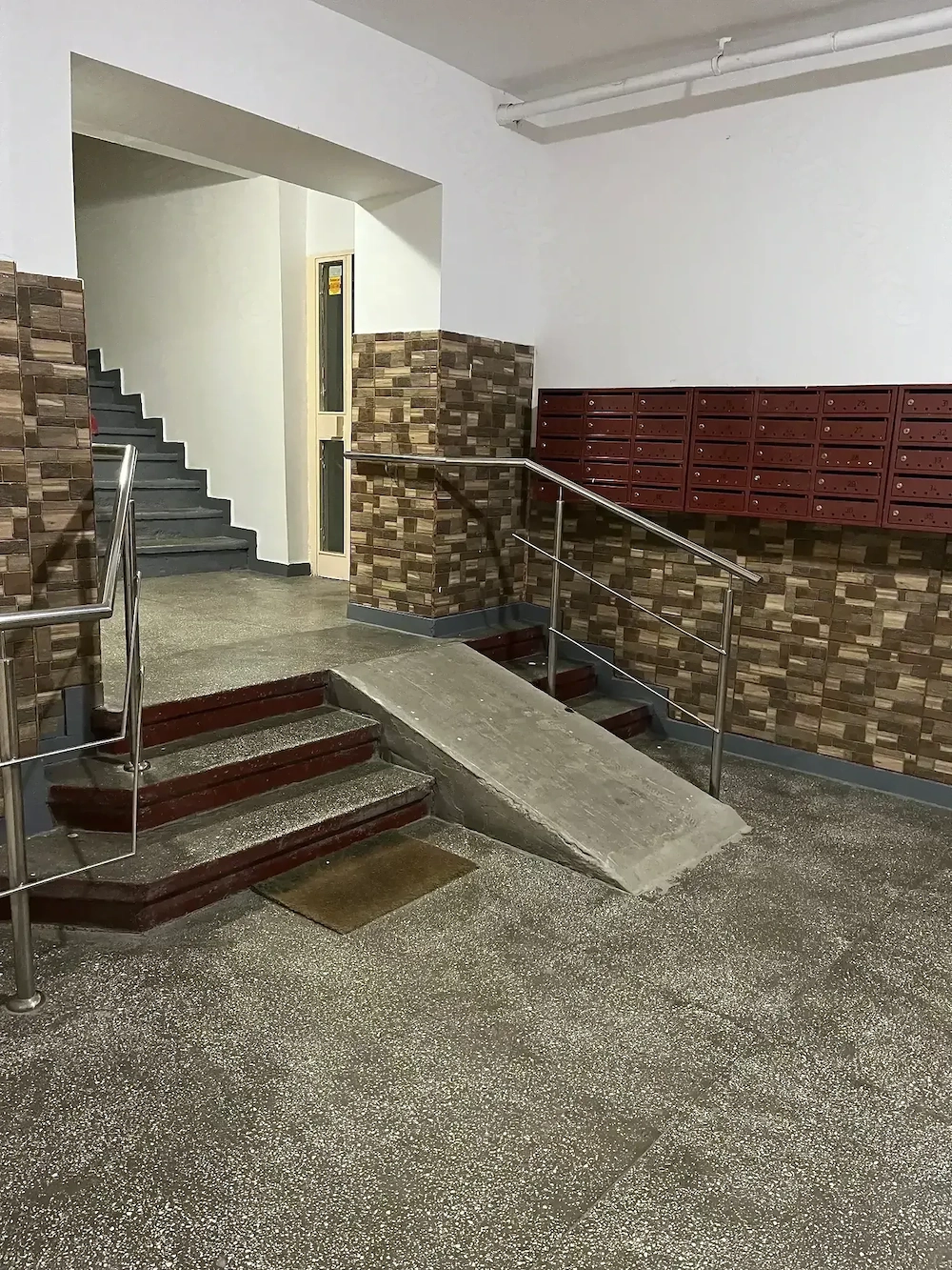 proprietar, vand garsoniera 42 mp