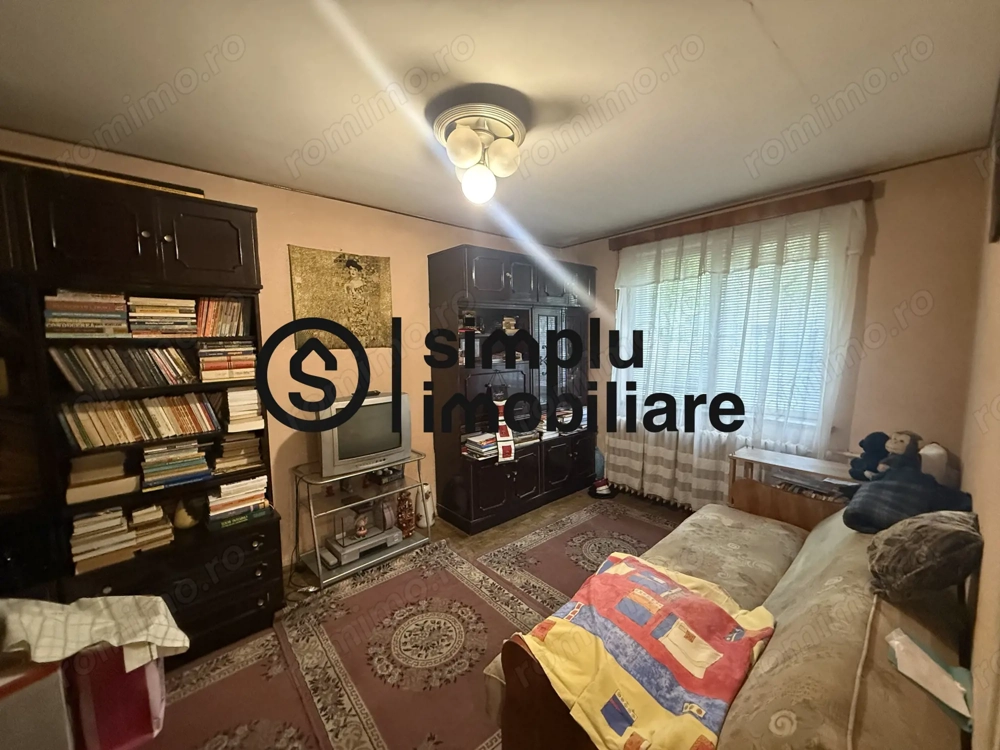 3 camere semidecomandate, parter/4 - 92 000 Euro