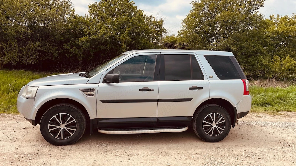Land Rover Freelander 4x4, 2.2 litri diesel, 160 CP, an 2009, euro 5