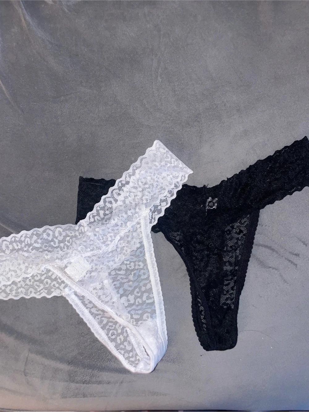 Lenjerie intima cu dantela 