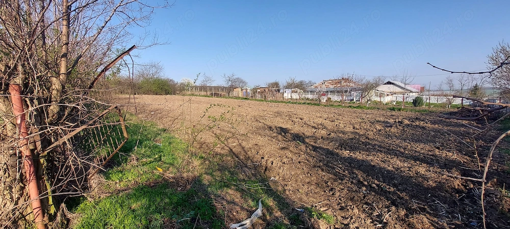  Teren Intravilan Central   Șoldănești, 1.285 mp   7 euro mp-Loc perfect de casă - 