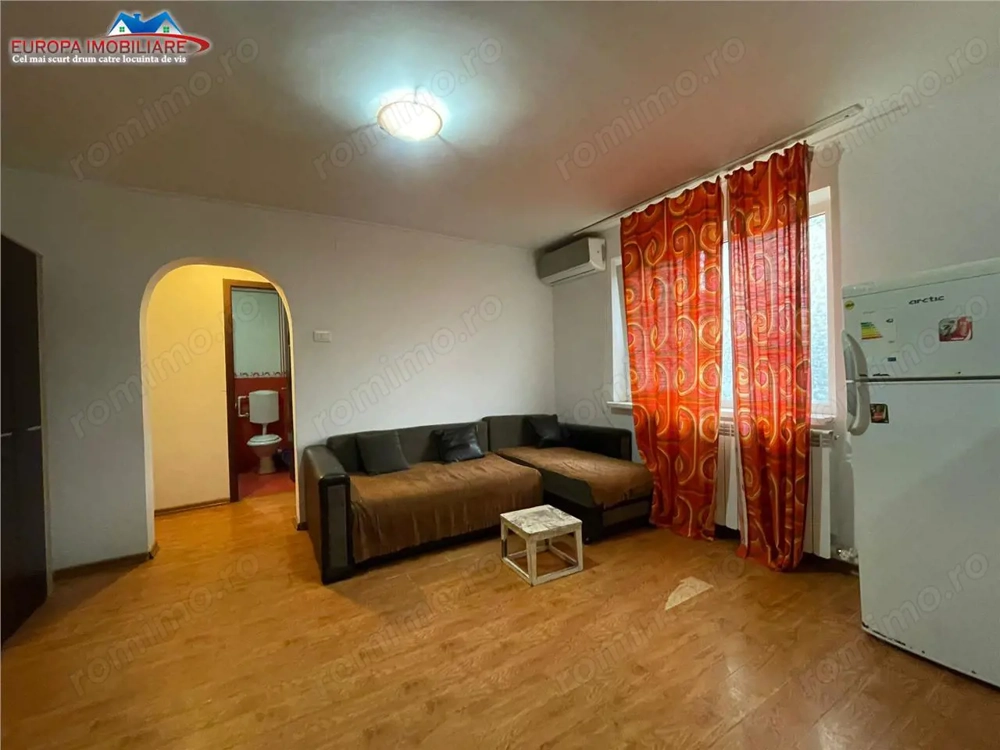 Apartament 3 camere de vanzare zona Spitalului -Tulcea