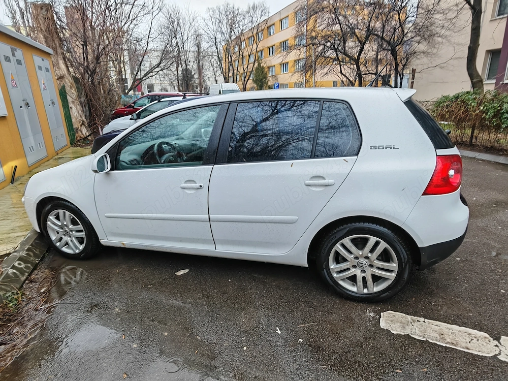 Golf 5 în stare foarte buna