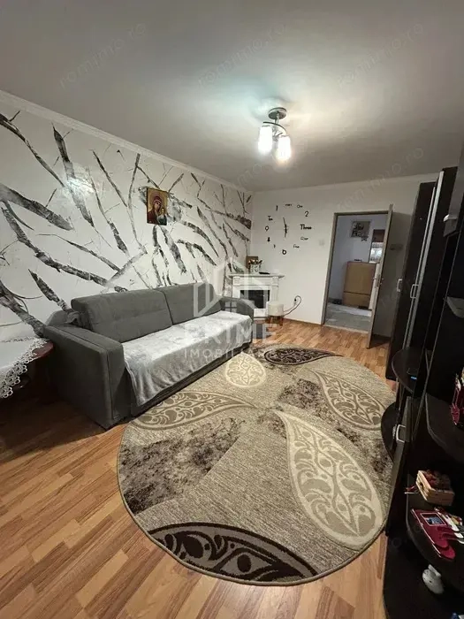 Apartament cu 2 camere, decomandat, 52 mp - AIUD