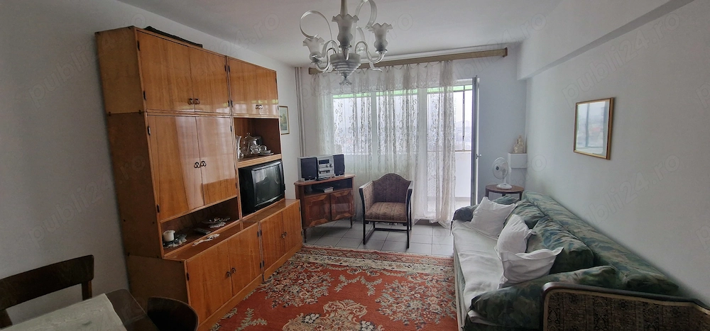 Republicii, 2 camere, 67000 euro neg