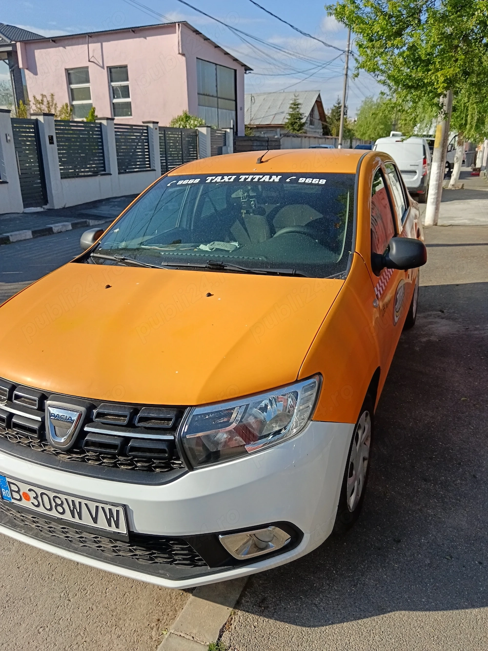 Vând Logan taxi