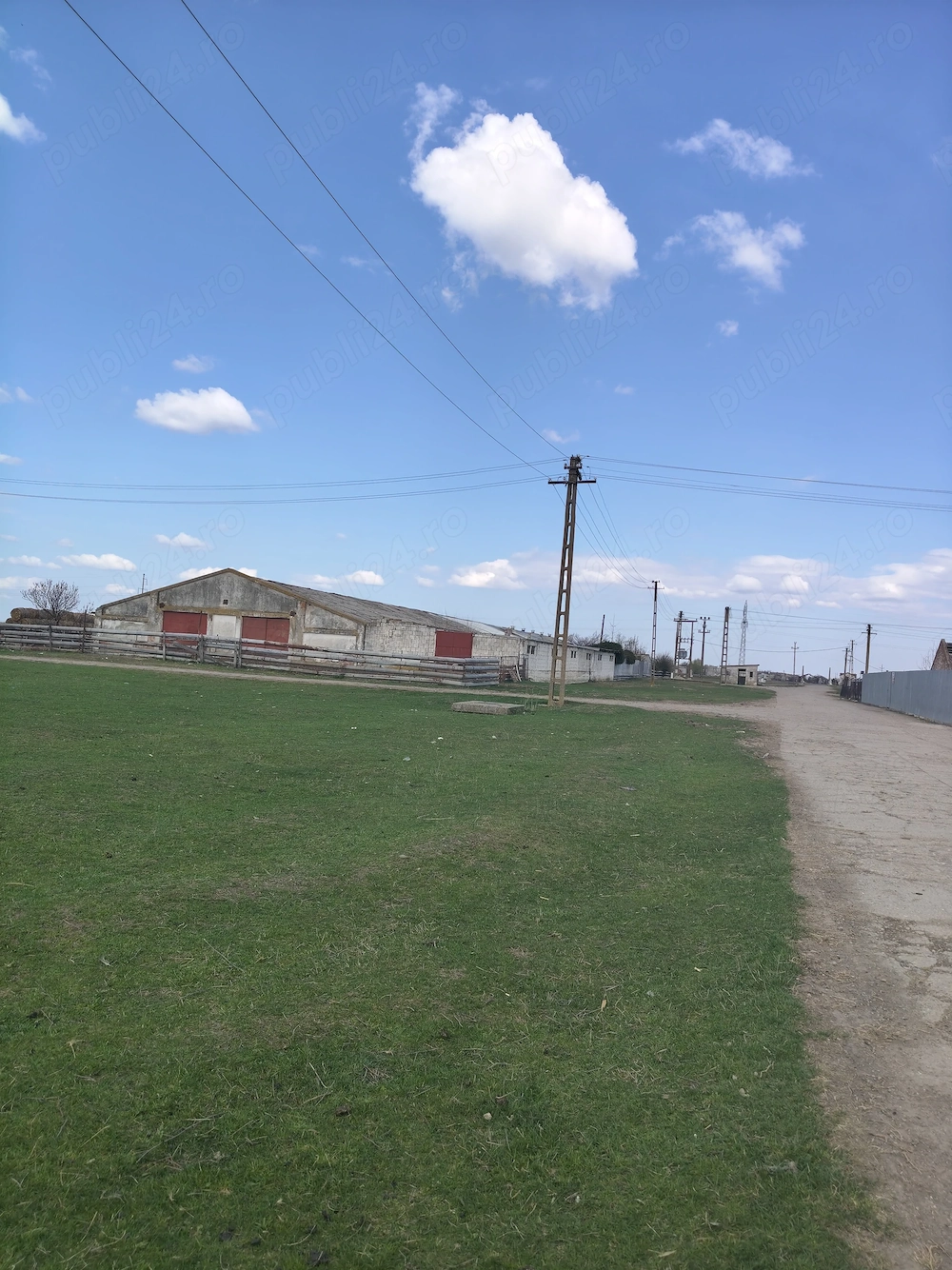 Ferma de vinzare in vInzare in com siria kud Arad