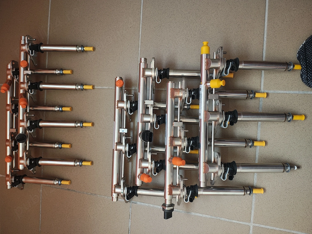 Lot 30 Piese Injecție NOI Bosch Mercedes-Benz – Injectoare, Pompe HP, Rampe (M276/M278)