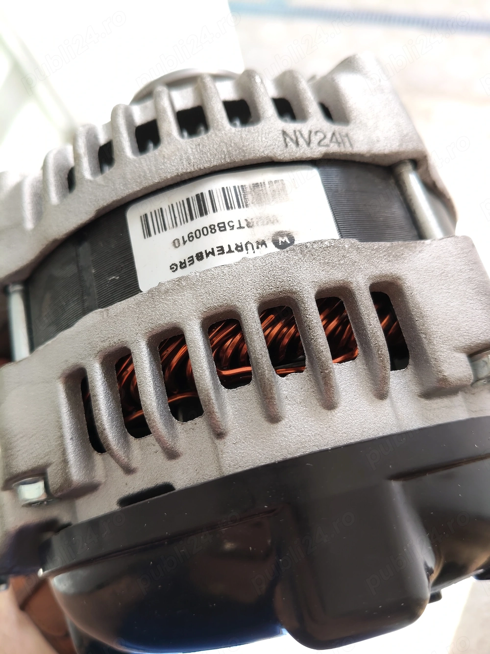 Vând alternator folosit 1 lună jumătate Wurtemberg 12V, 150A