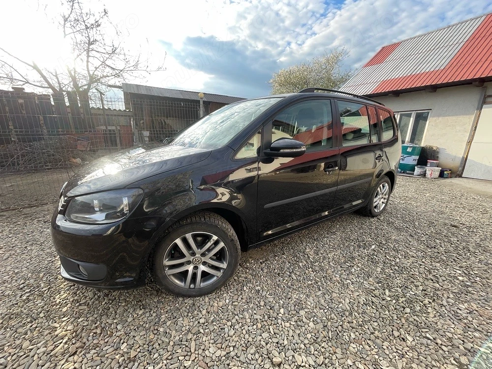    VW Touran 7 locuri   perfect pentru familie!       5500       Suceava              Diese