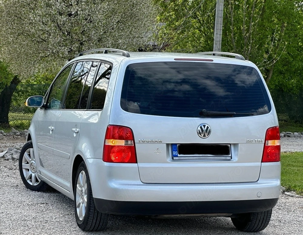 Vw Touran 2.0 Tdi 140 HP 6+1 Trepte An 2006 Inpecabil