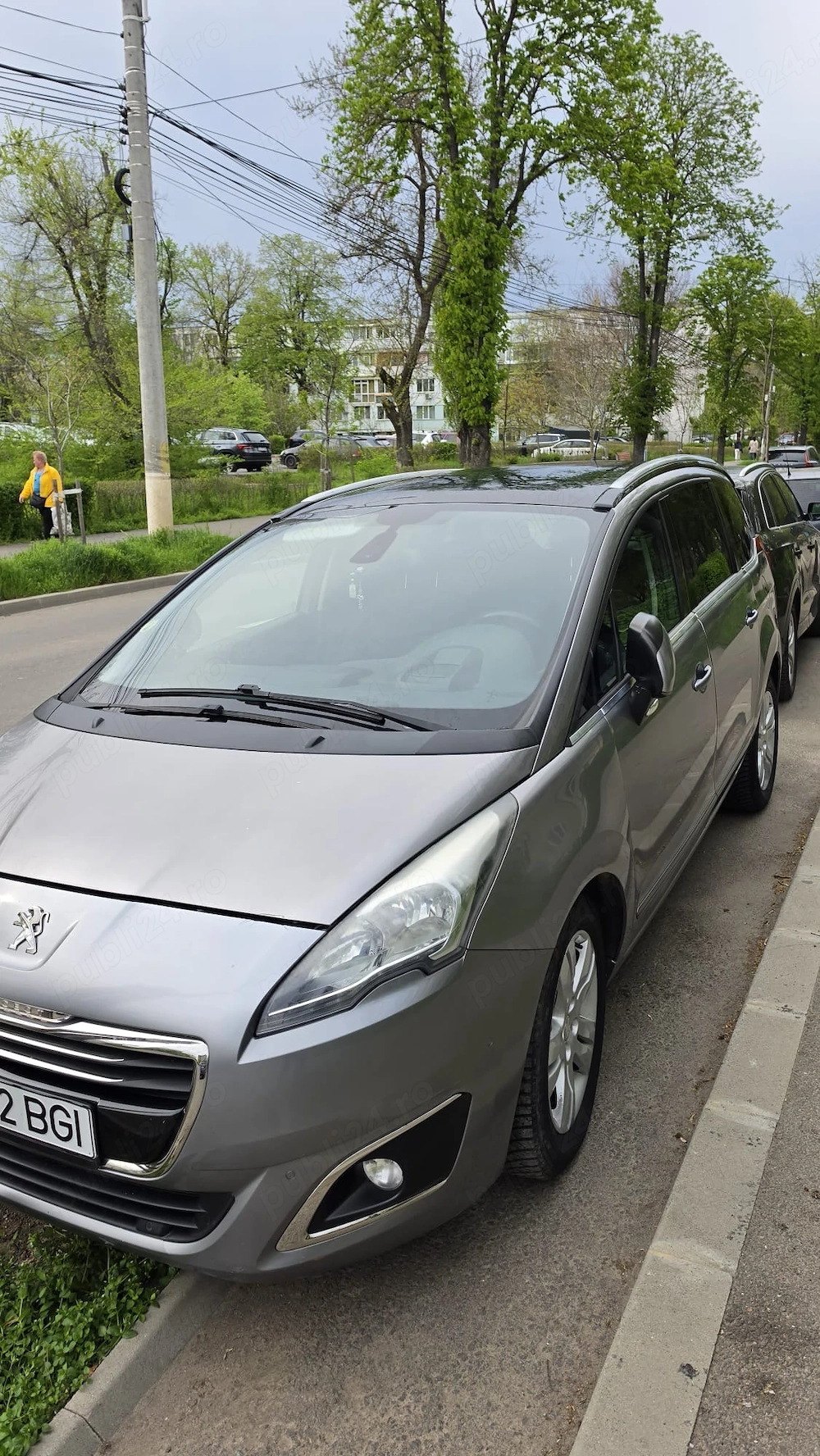 Peugeot 5008,anul 2014,7 locuri,automată
