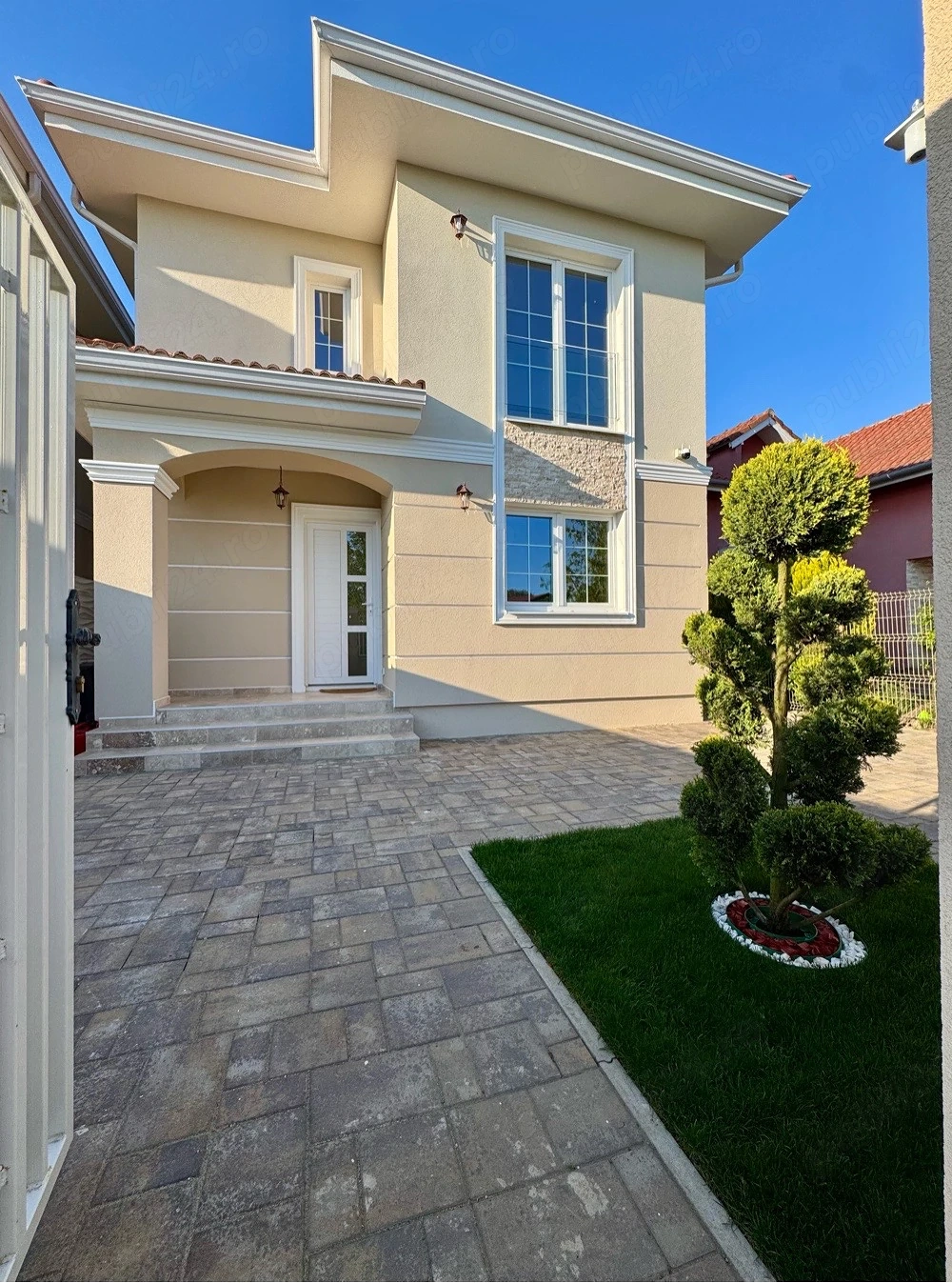 Proiect deosebit la cheie 4 camere 3 bai Mosnita Noua toate utilitatile cu asfalt 