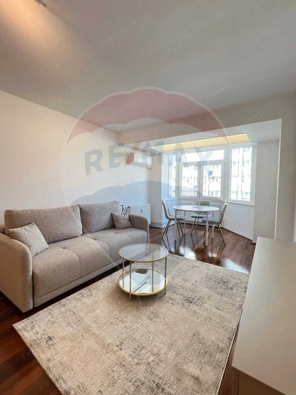 Apartament 3 camere modern, proaspat renovat– Dorobanți 900€