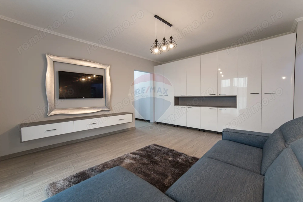 Apartament modern de INCHIRIAT în zona 300 Micalaca