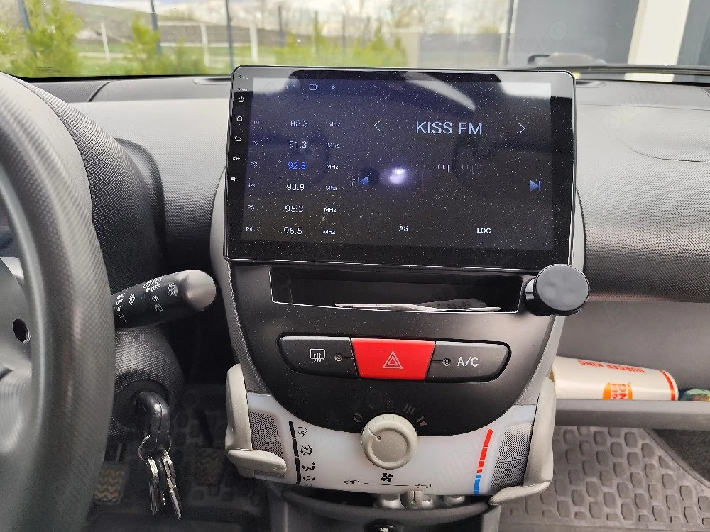 Peugeot 107    5 Uși | Navigație | AC | 175.000 km