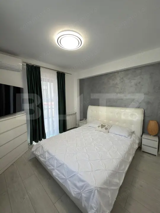 Apartament modern cu 3 camere decomandate, parcare, balcon, Sub Cetate