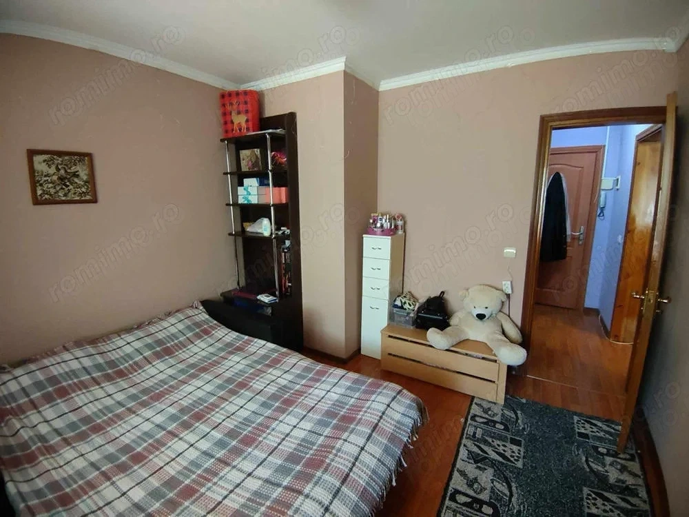 Oferim spre inchiriere un apartament cu 2 camere zona Aradului 