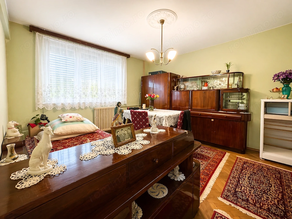 DE VÂNZARE - Apartament cu 2 camere decomandat - Oradea - IMOBIHOR - 72 900  