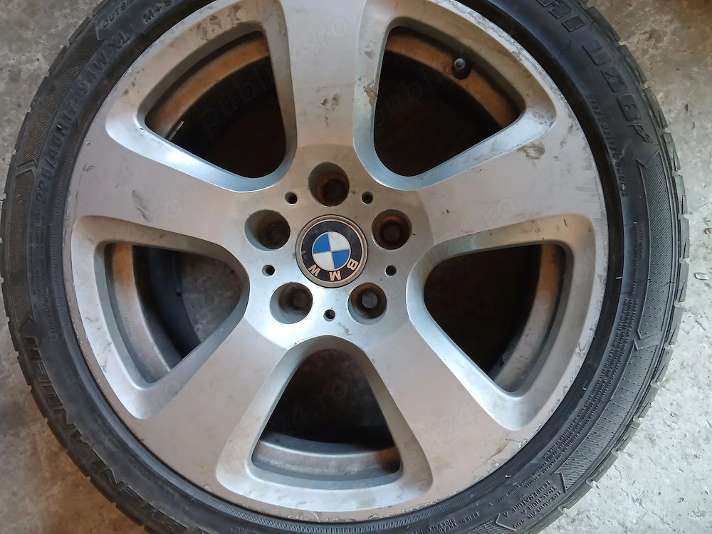 Vând jante 17" Bmw e60 e90 cu ca cauciucuri de vara 