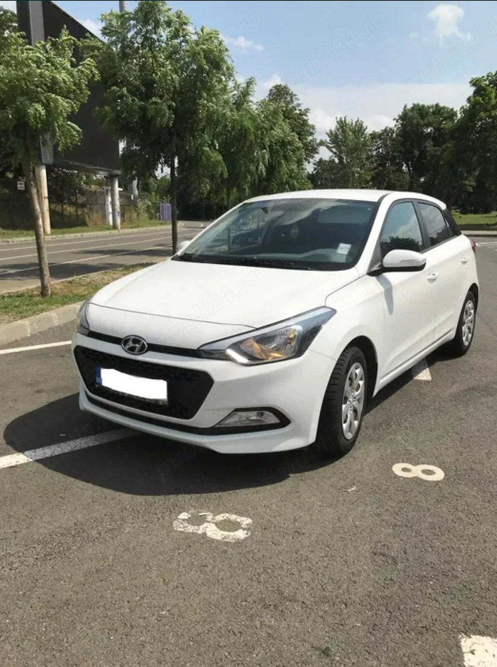 PROPRIETAR, vând Hyundai i20, 66000 km, mașină îngrijită.