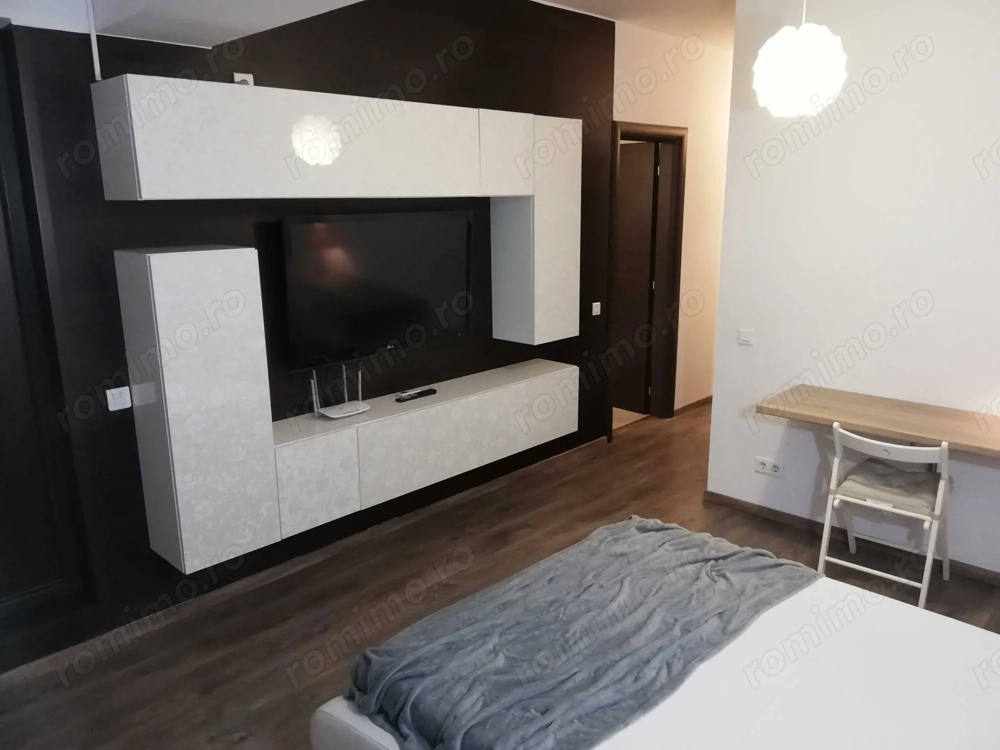 Închiriez garsonieră modernă Mihai Bravu, bloc nou