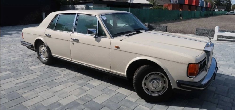  Vehicul istoric ROLLS ROYCE SILVER SPIRIT An fabricatie :1981