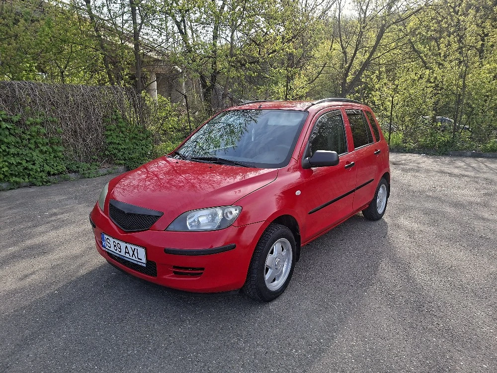 Proprietar,vind mazda 2