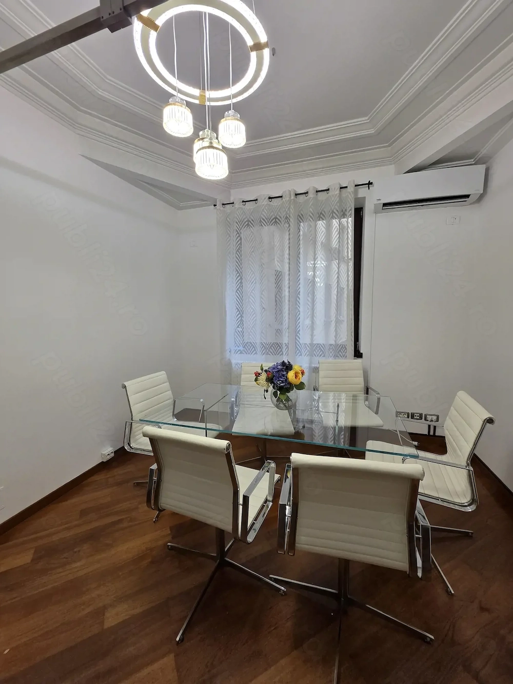 Apartament 5 camere inchirere Hilton Calea Victoriei Radisson mobilat birouri, sau comercial etaj 1 