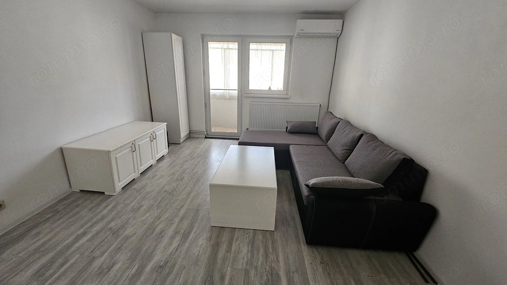 Centrala proprie! Bucatarie mobilata si utilata! Ideal pentru investtitie!