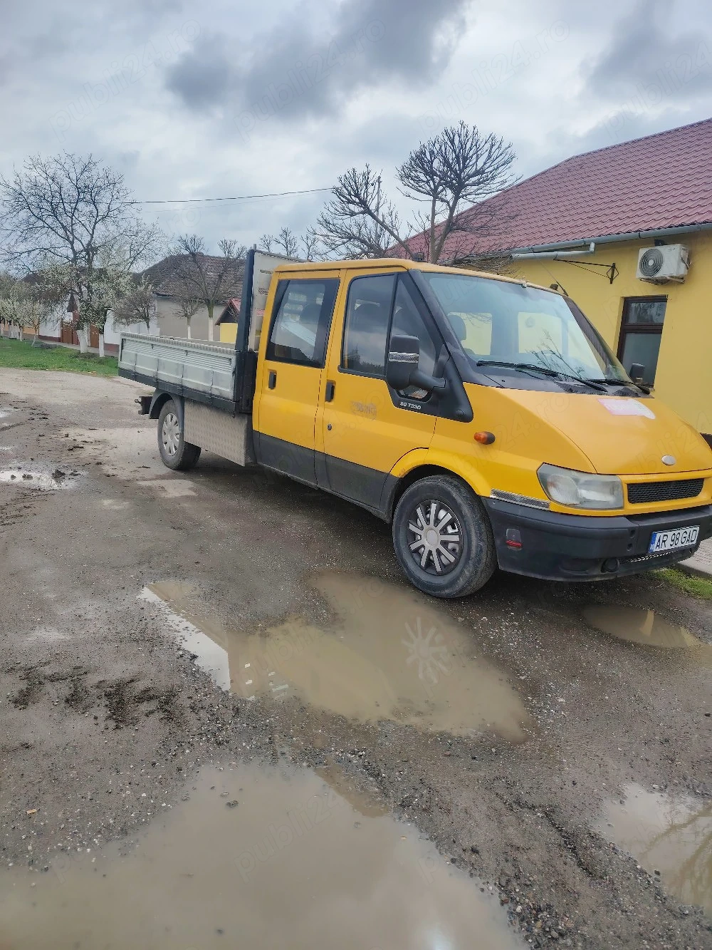 Camionetă ford transit 2.4 diesel 2003 
