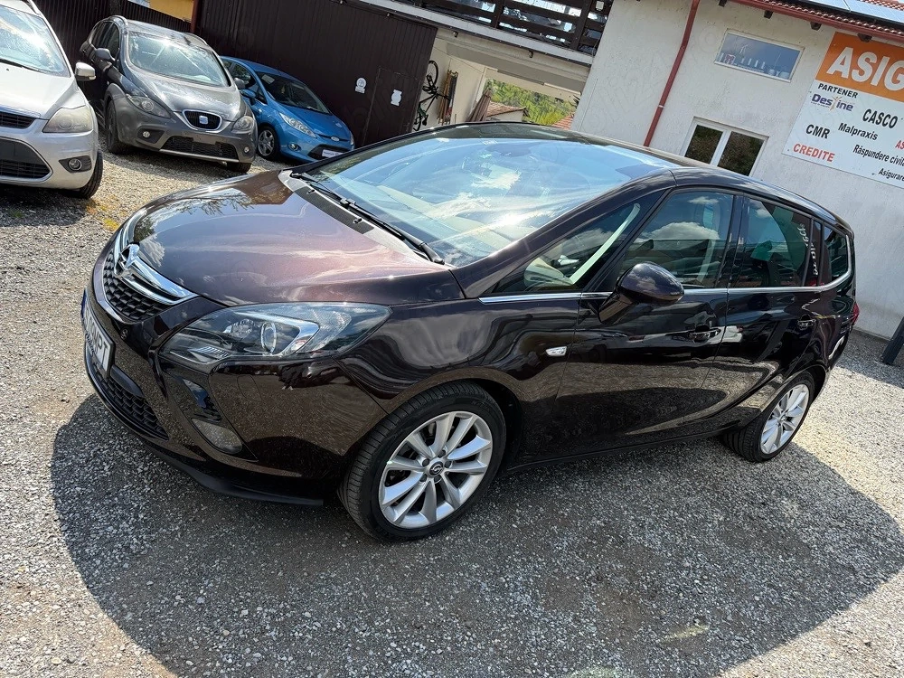 Opel Zafira   An 01.2014   Motor 2.0 CDTi 163cp   Cutie automata   Navigatie   Dubli-climatronic
