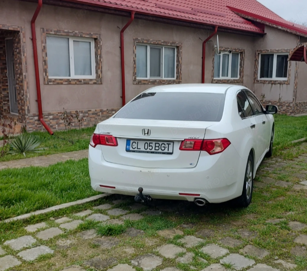 De vânzare Honda Accord 2.2 diesel! Stare  perfecta de funcționare!