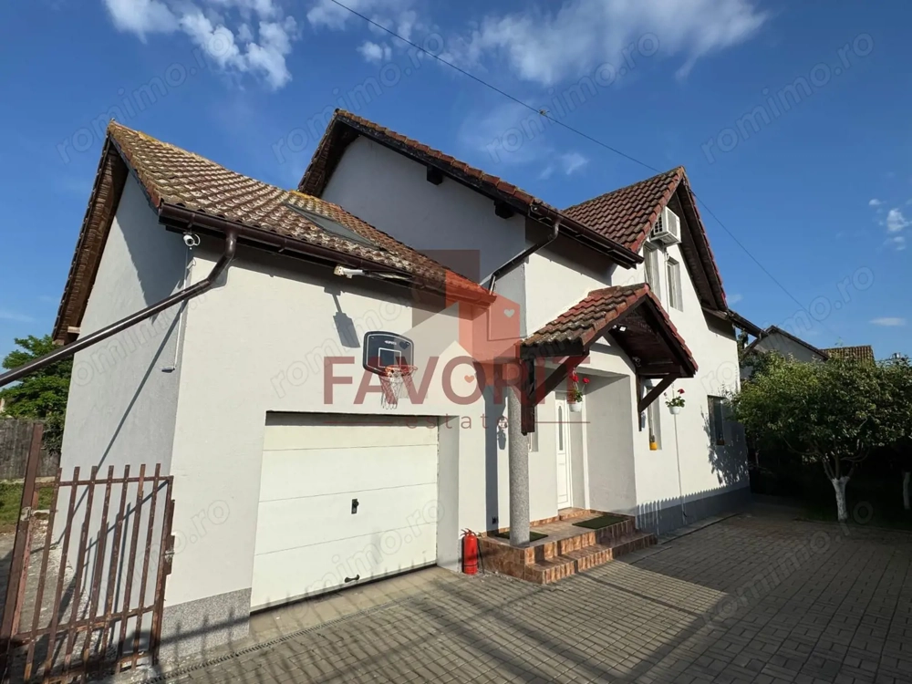 Casa individuala | Parter + Etaj + Pod | Asfalt | Comision 0 |
