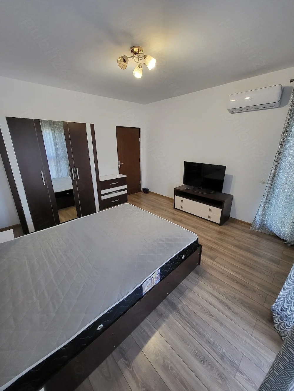 Garsoniera de inchiriat Plaza Residence Exigent Militari Drumul Taberei Mall Plaza