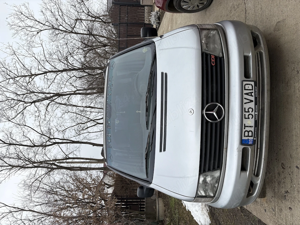Vând autoutilitară Mercedes Vito