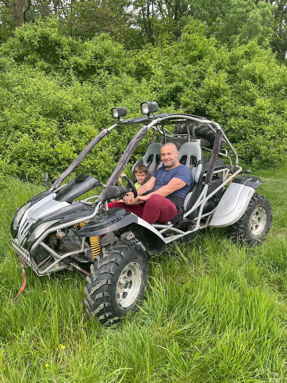 Vand sau schimb  Buggy CF MOTO